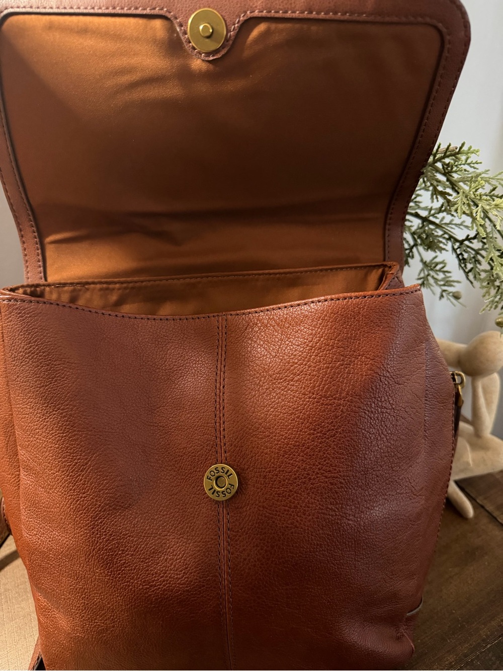 Fossil Claire Backpack (NWT) - Picture 8 of 16